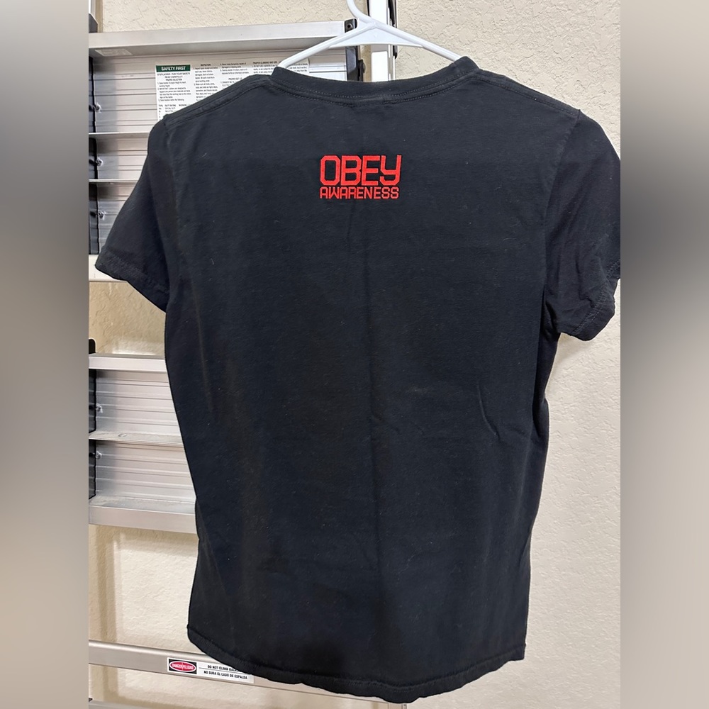 Obey Tee - Picture 3 of 3